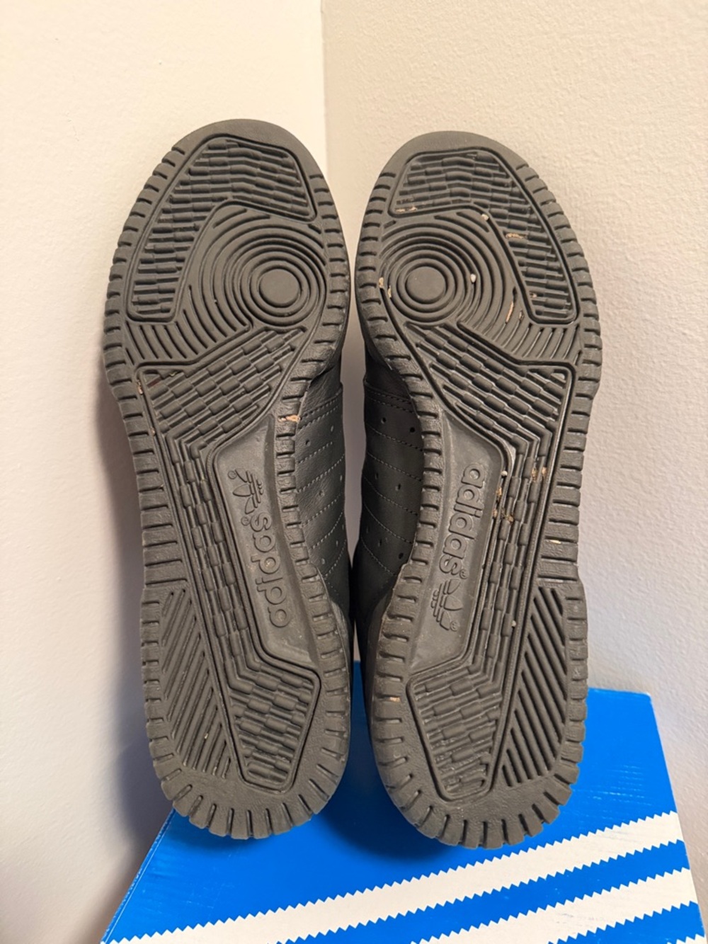 Yeezy Powerphase - Picture 8 of 10